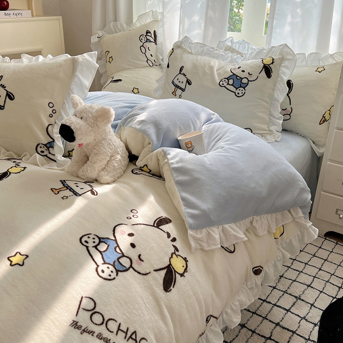 91家纺网 家纺一手货源 找家纺 三朵家纺 2025新款牛奶绒三丽鸥花边四件套 花边系列 花边-美好帕恰