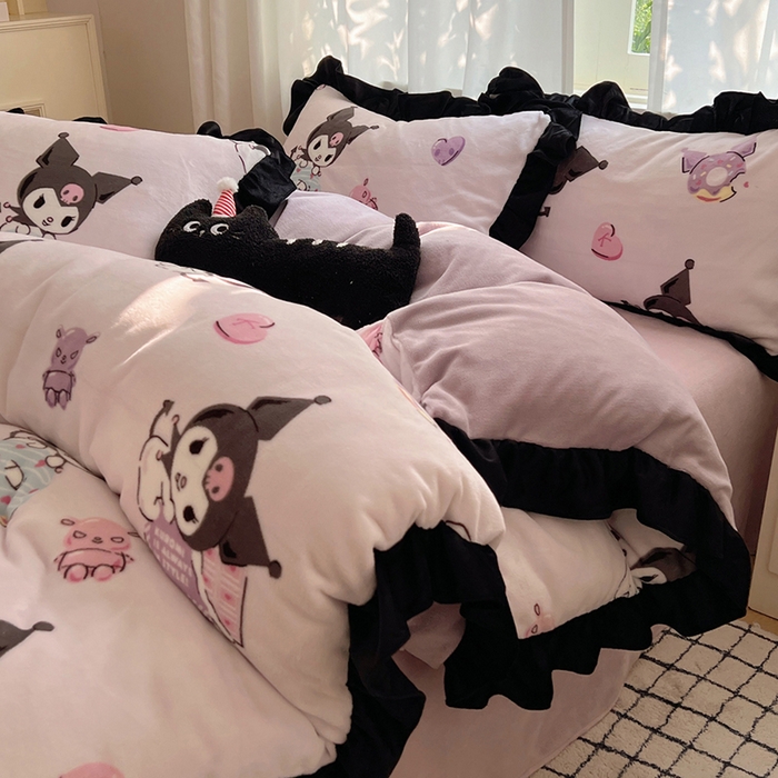 三朵家纺 2025新款牛奶绒三丽鸥花边四件套 花边系列 花边-艺术家库洛米