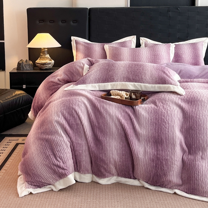 91家纺网 家纺一手货源 找家纺 羽梦 2025秋冬新品260克加厚全消光貂狐绒工艺款超保暖四件套 九尾狐-紫色