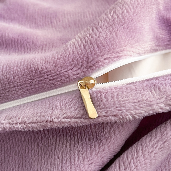 91家纺网 家纺一手货源 找家纺 羽梦 2025秋冬新品260克加厚全消光貂狐绒工艺款超保暖四件套 九尾狐-紫色