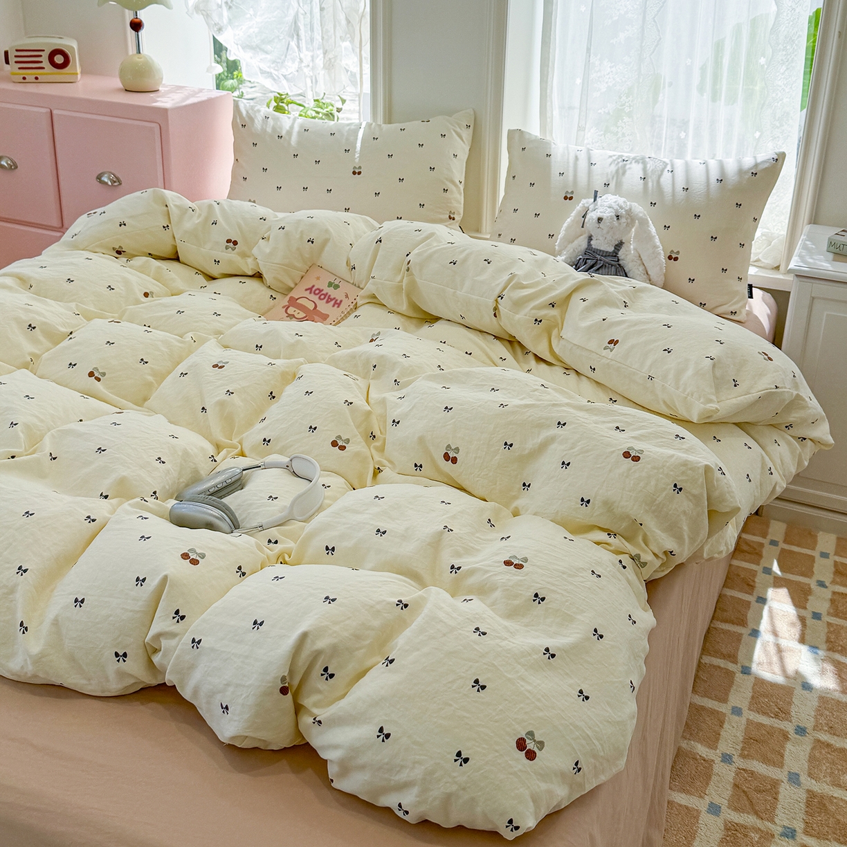 91家纺网 家纺一手货源 找家纺 竹合家纺 2025新款爆款韩国小布袋古法水洗云感四件套 樱桃蝴蝶结