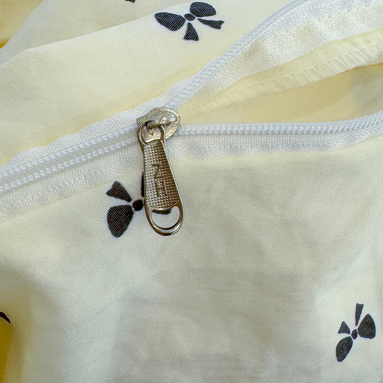 91家纺网 家纺一手货源 找家纺 竹合家纺 2025新款爆款韩国小布袋古法水洗云感四件套 樱桃蝴蝶结