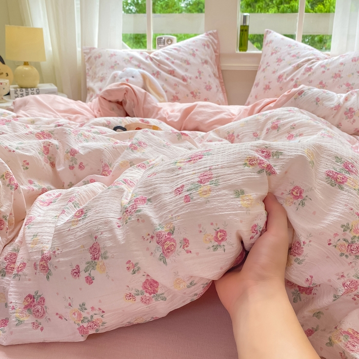 91家纺网 家纺一手货源 找家纺 朵朵家纺 2025新款云感提花双层纱印花四件套 玫瑰庄园