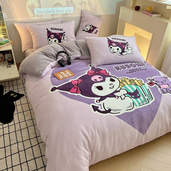 91家纺网 家纺一手货源 找家纺 （总）三朵家纺 2025新款数码大版牛奶绒印花三丽鸥系列四件套