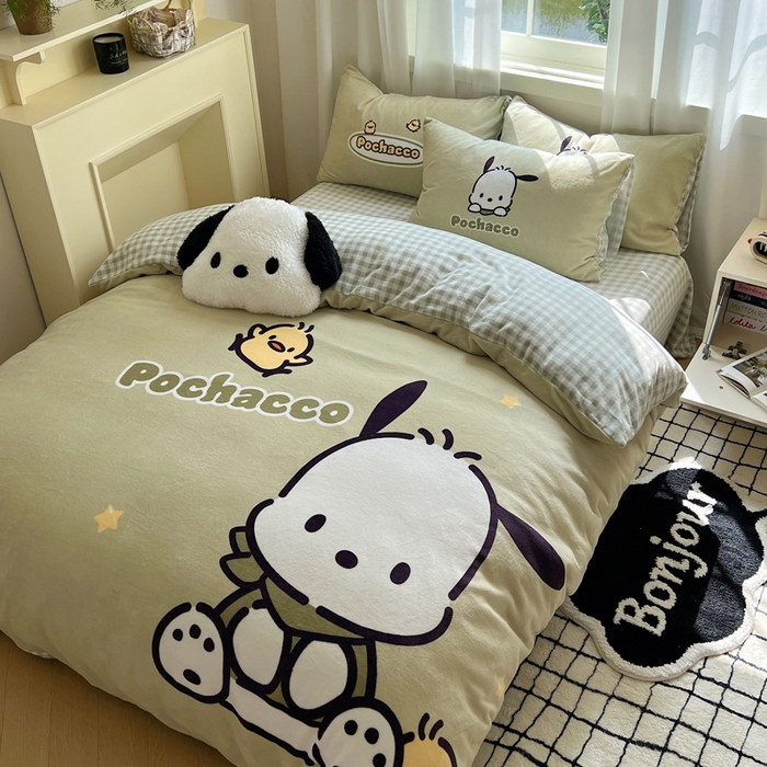 91家纺网 家纺一手货源 找家纺 （总）三朵家纺 2025新款数码大版牛奶绒印花三丽鸥系列四件套