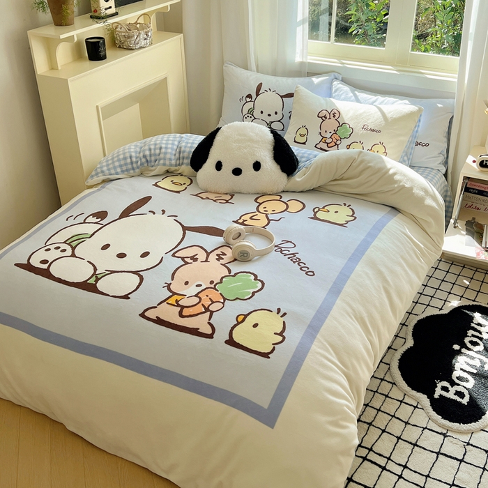 91家纺网 家纺一手货源 找家纺 （总）三朵家纺 2025新款数码大版牛奶绒印花三丽鸥系列四件套