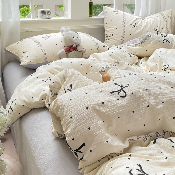 91家纺网 家纺一手货源 找家纺 朵朵家纺 2025新款云感提花双层纱印花四件套 法式蝴蝶结