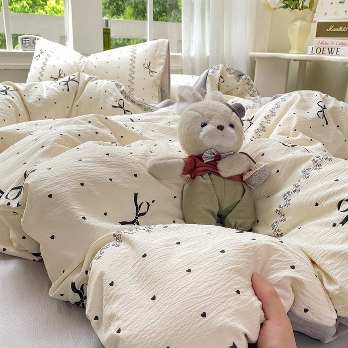 91家纺网 家纺一手货源 找家纺 朵朵家纺 2025新款云感提花双层纱印花四件套 法式蝴蝶结