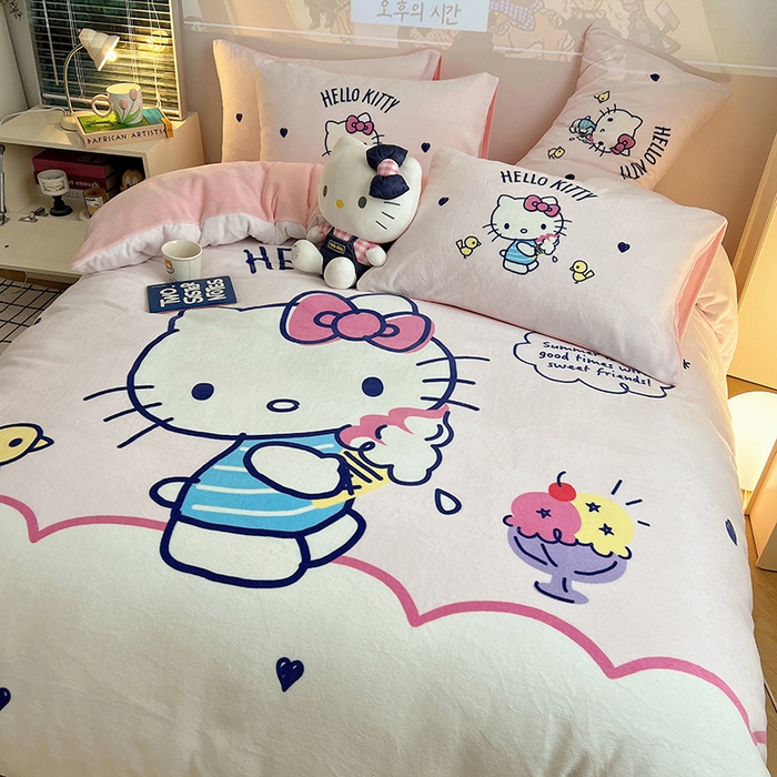 91家纺网 家纺一手货源 找家纺 三朵家纺 2025新款数码大版牛奶绒印花三丽鸥系列四件套 冰激凌KT