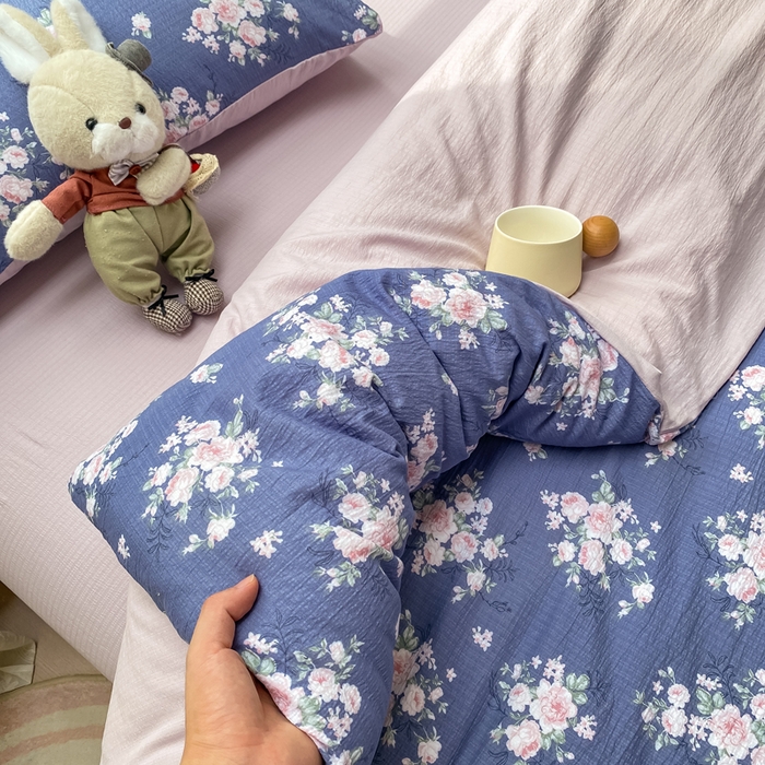 91家纺网 家纺一手货源 找家纺 朵朵家纺 2025新款云感提花双层纱印花四件套 国色天香