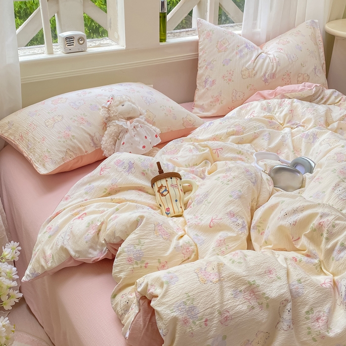 91家纺网 家纺一手货源 找家纺 朵朵家纺 2025新款云感提花双层纱印花四件套 花眠咪咪