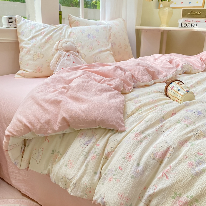 91家纺网 家纺一手货源 找家纺 朵朵家纺 2025新款云感提花双层纱印花四件套 花眠咪咪