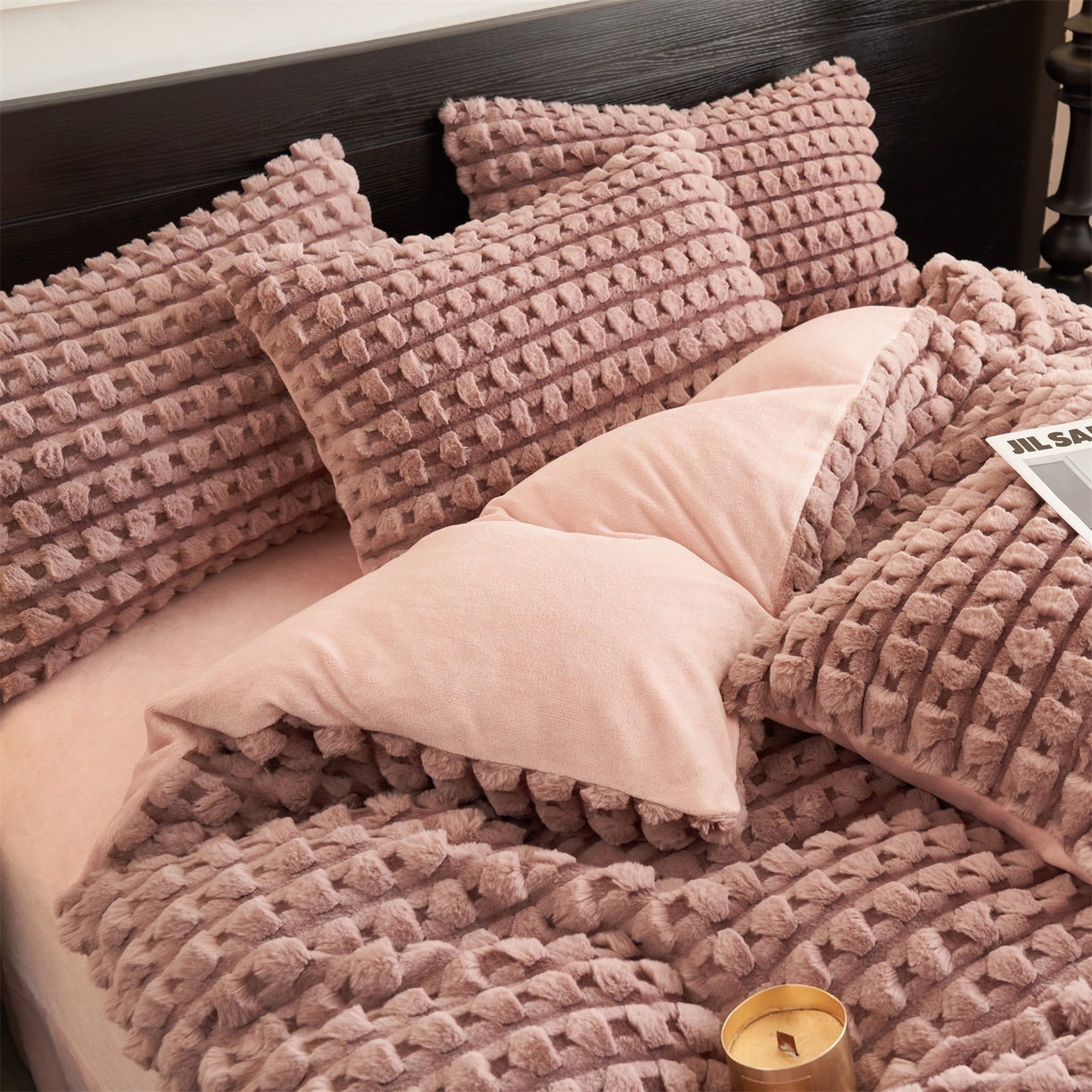 91家纺网 家纺一手货源 找家纺 （总）恒爱家纺 2025新款雪貂绒提花简约四件套