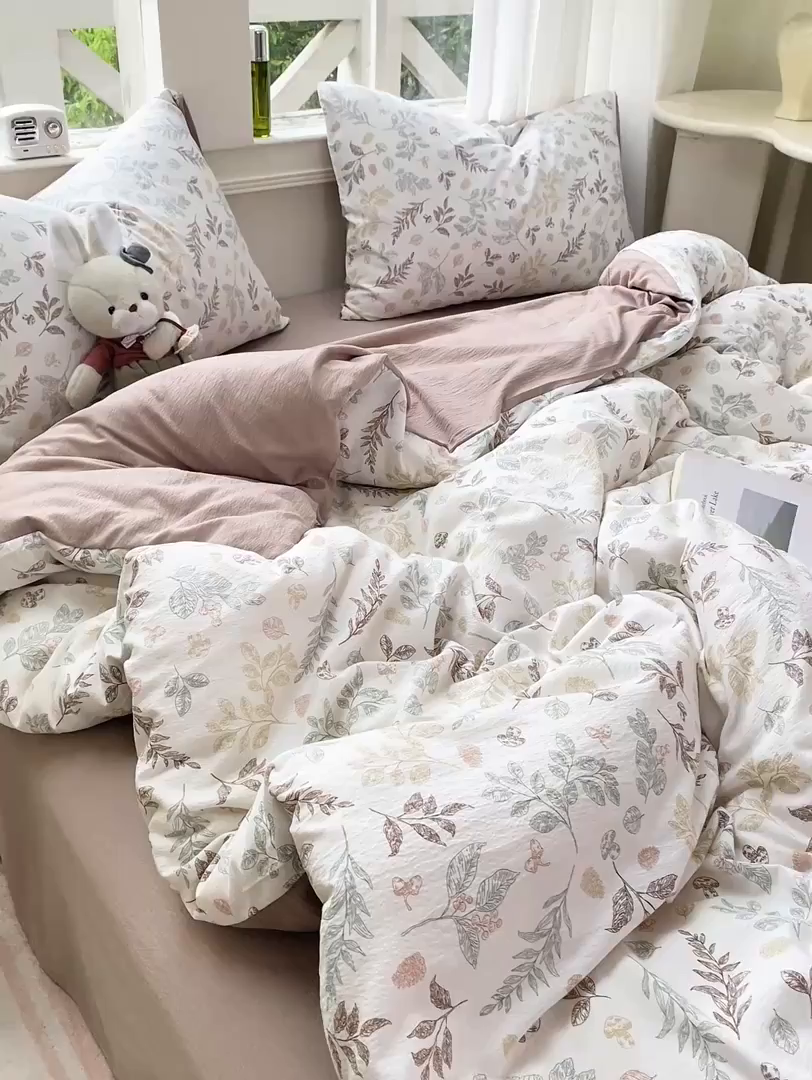 91家纺网 家纺一手货源 找家纺 朵朵家纺 2025新款云感提花双层纱印花四件套 罗曼蒂克