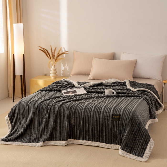 91家纺网 家纺一手货源 找家纺 爱彼家纺 2025秋冬新款兔毛绒子母条毛毯毯子 子母条-静澜灰墨