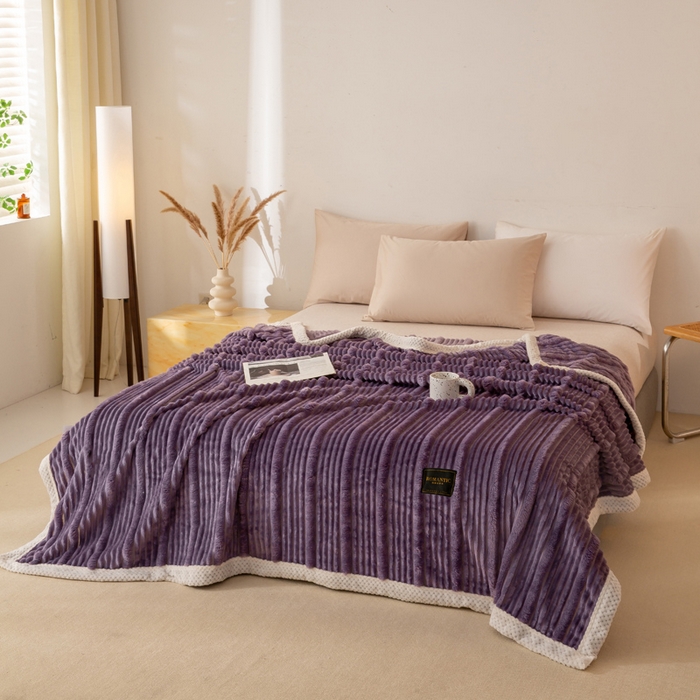 91家纺网 家纺一手货源 找家纺 爱彼家纺 2025秋冬新款兔毛绒子母条毛毯毯子 子母条-绮丽紫霞