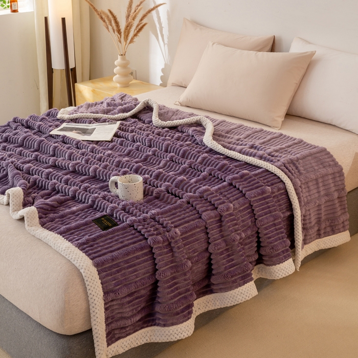 91家纺网 家纺一手货源 找家纺 爱彼家纺 2025秋冬新款兔毛绒子母条毛毯毯子 子母条-绮丽紫霞