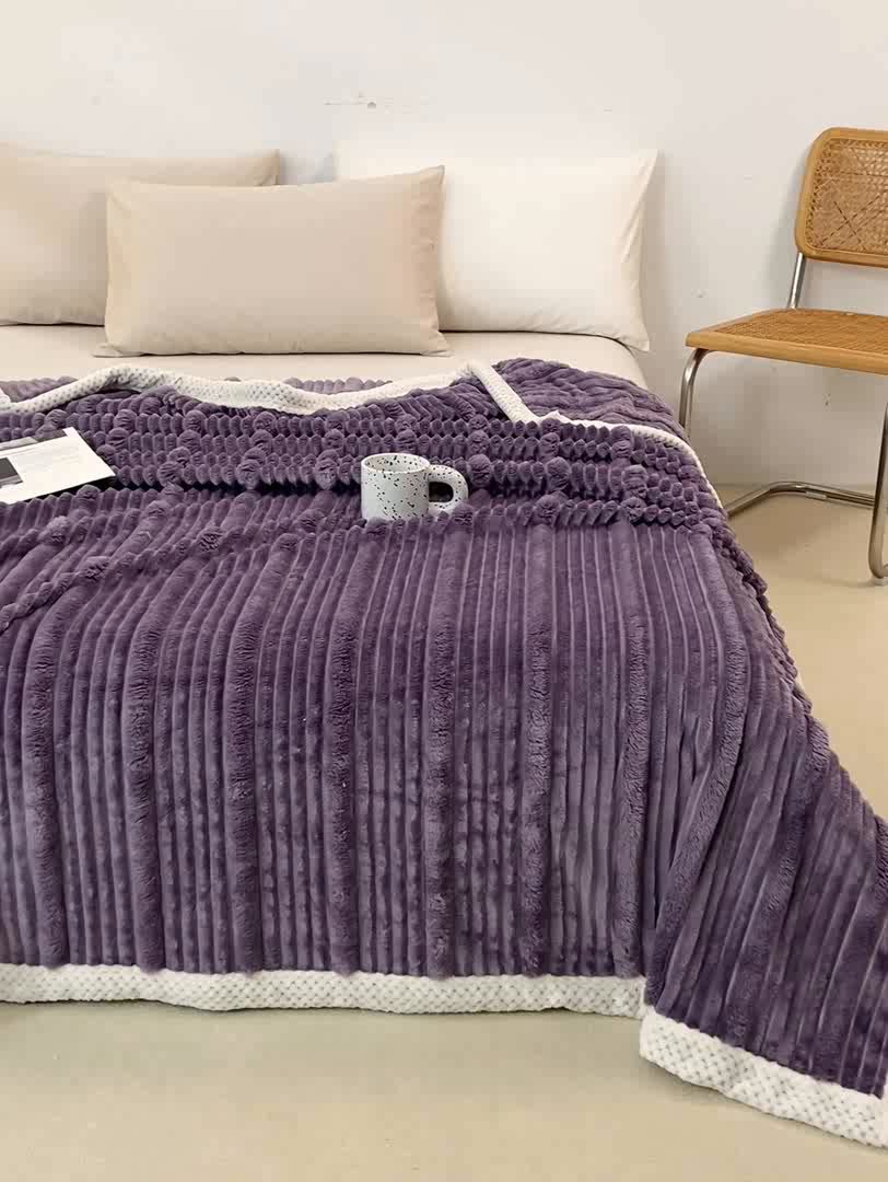 91家纺网 家纺一手货源 找家纺 爱彼家纺 2025秋冬新款兔毛绒子母条毛毯毯子 子母条-绮丽紫霞