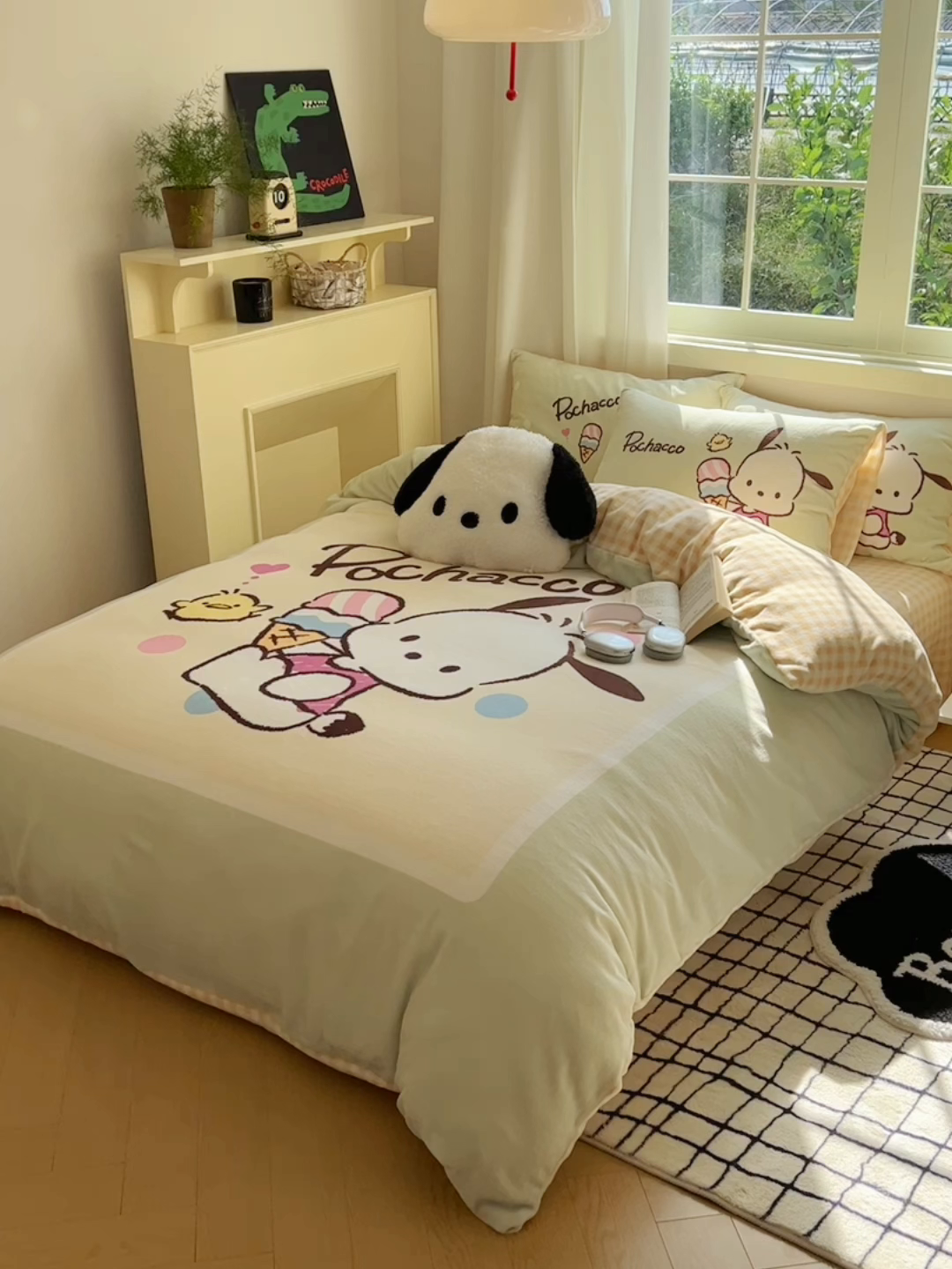 91家纺网 家纺一手货源 找家纺 三朵家纺 2025新款数码大版牛奶绒印花三丽鸥系列四件套 甜蜜帕恰