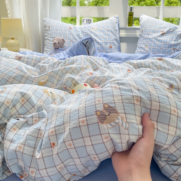 91家纺网 家纺一手货源 找家纺 朵朵家纺 2025新款云感提花双层纱印花四件套 淘气乐园