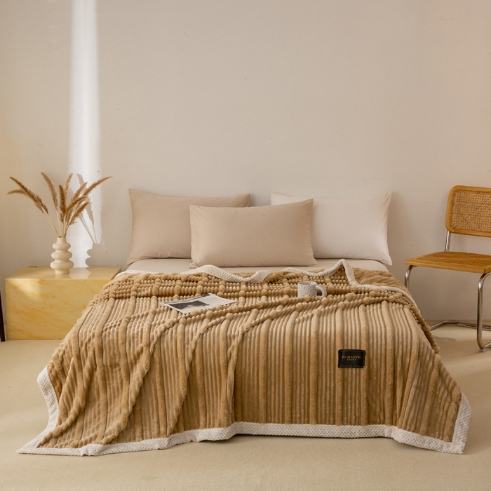 91家纺网 家纺一手货源 找家纺 爱彼家纺 2025秋冬新款兔毛绒子母条毛毯毯子 子母条-柔雅咖晖