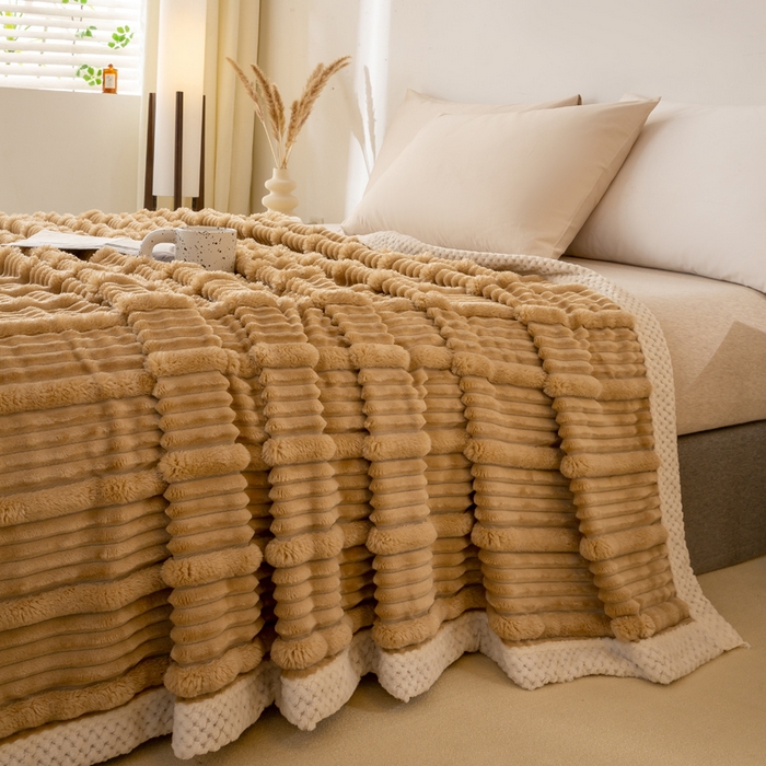 91家纺网 家纺一手货源 找家纺 爱彼家纺 2025秋冬新款兔毛绒子母条毛毯毯子 子母条-柔雅咖晖