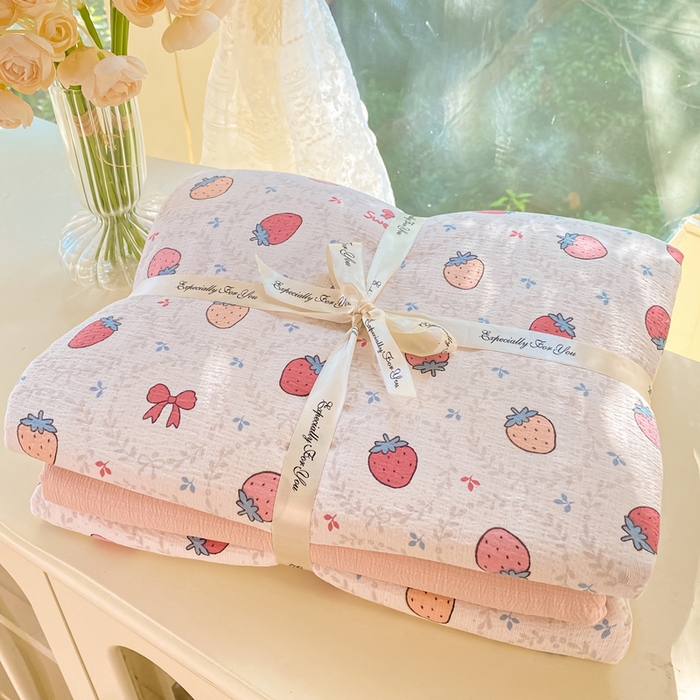 朵朵家纺 2025新款云感提花双层纱印花四件套 甜心草莓