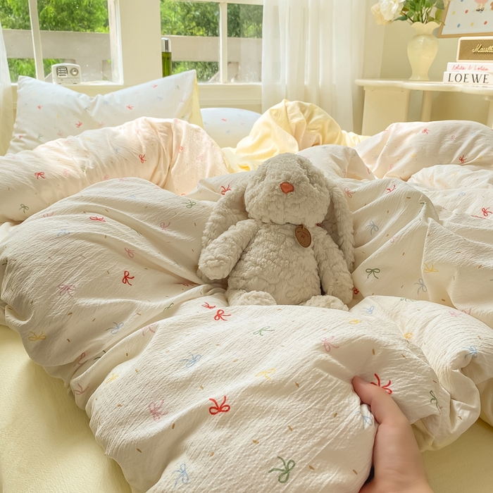 91家纺网 家纺一手货源 找家纺 朵朵家纺 2025新款云感提花双层纱印花单品被套 奶油蝴蝶结