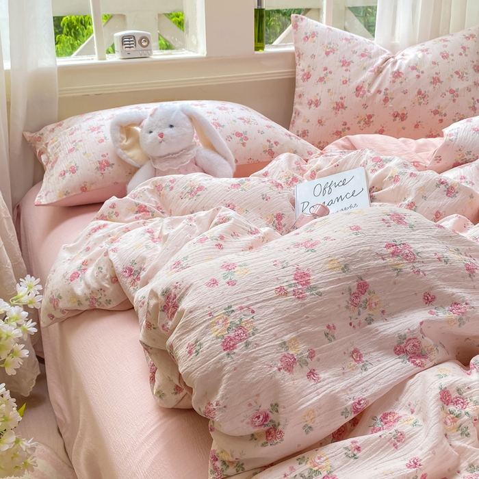 91家纺网 家纺一手货源 找家纺 朵朵家纺 2025新款云感提花双层纱印花单品被套 玫瑰庄园