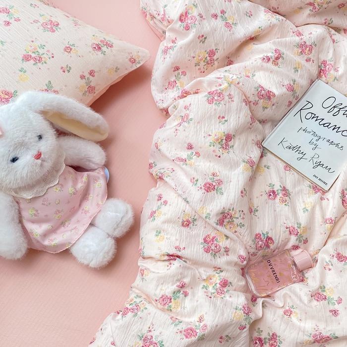 91家纺网 家纺一手货源 找家纺 朵朵家纺 2025新款云感提花双层纱印花单品被套 玫瑰庄园