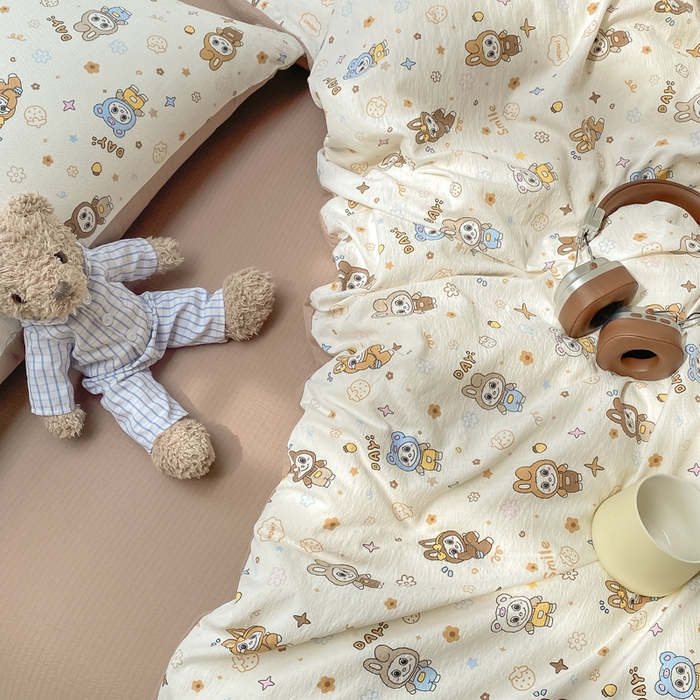 91家纺网 家纺一手货源 找家纺 朵朵家纺 2025新款云感提花双层纱印花单品被套 布布星球