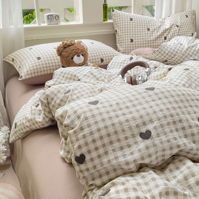 91家纺网 家纺一手货源 找家纺 朵朵家纺 2025新款云感提花双层纱印花四件套 心动