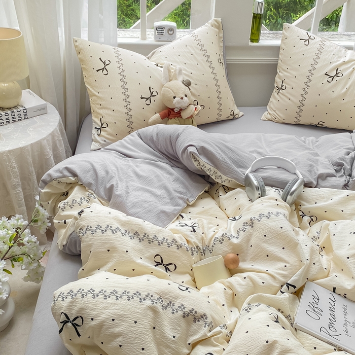 91家纺网 家纺一手货源 找家纺 朵朵家纺 2025新款云感提花双层纱印花单品被套 法式蝴蝶结