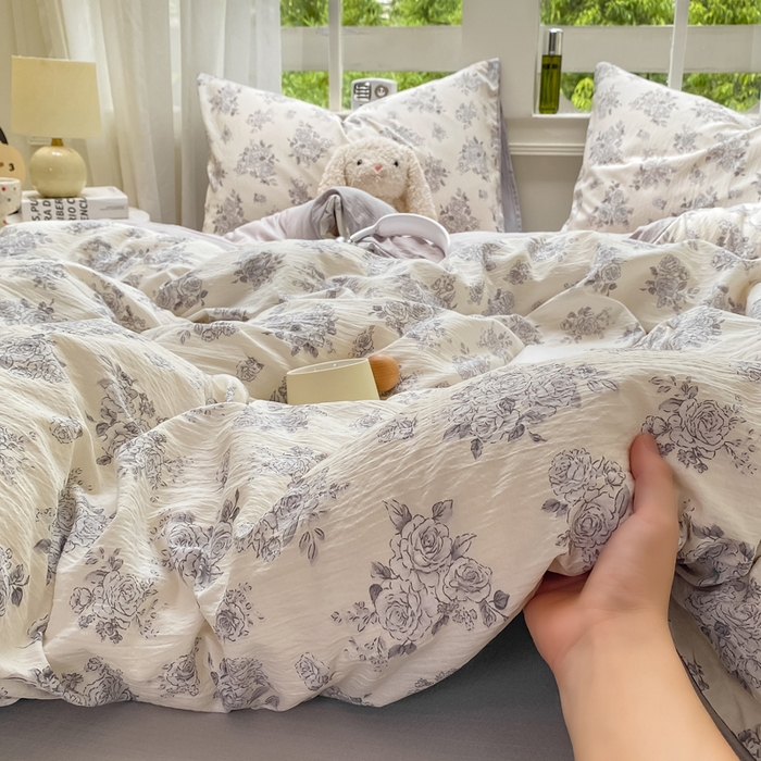 91家纺网 家纺一手货源 找家纺 朵朵家纺 2025新款云感提花双层纱印花单品被套 浮生如梦