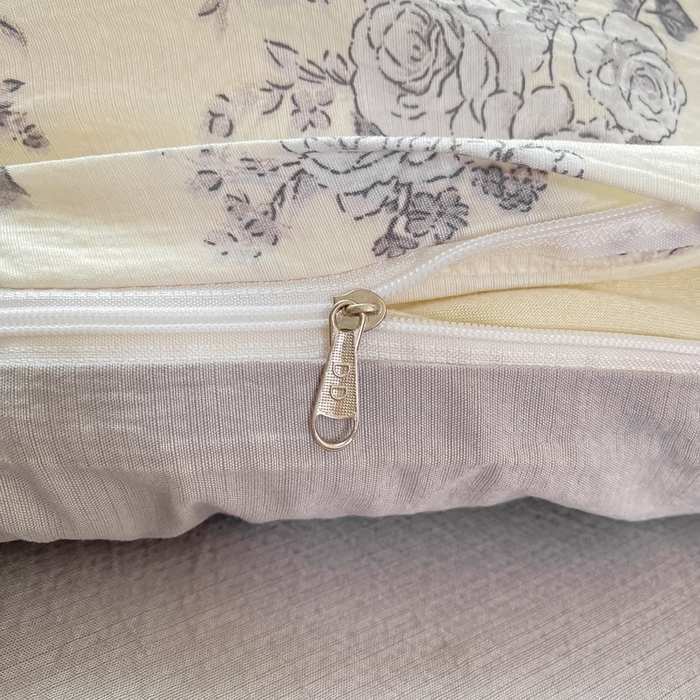 91家纺网 家纺一手货源 找家纺 朵朵家纺 2025新款云感提花双层纱印花单品被套 浮生如梦