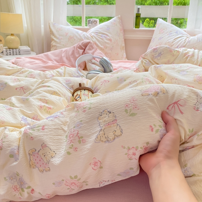 91家纺网 家纺一手货源 找家纺 朵朵家纺 2025新款云感提花双层纱印花单品被套 花眠咪咪