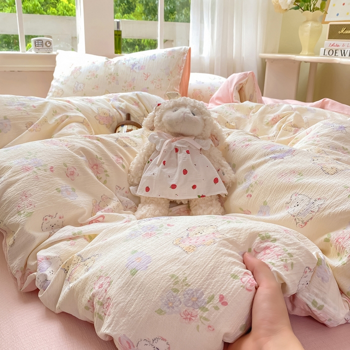 91家纺网 家纺一手货源 找家纺 朵朵家纺 2025新款云感提花双层纱印花单品被套 花眠咪咪