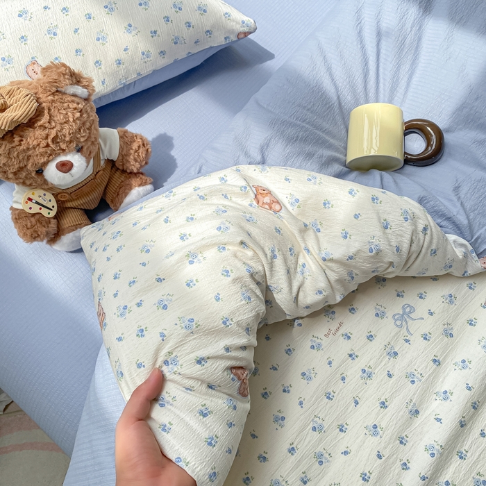 91家纺网 家纺一手货源 找家纺 朵朵家纺 2025新款云感提花双层纱印花单品被套 花町小能蓝