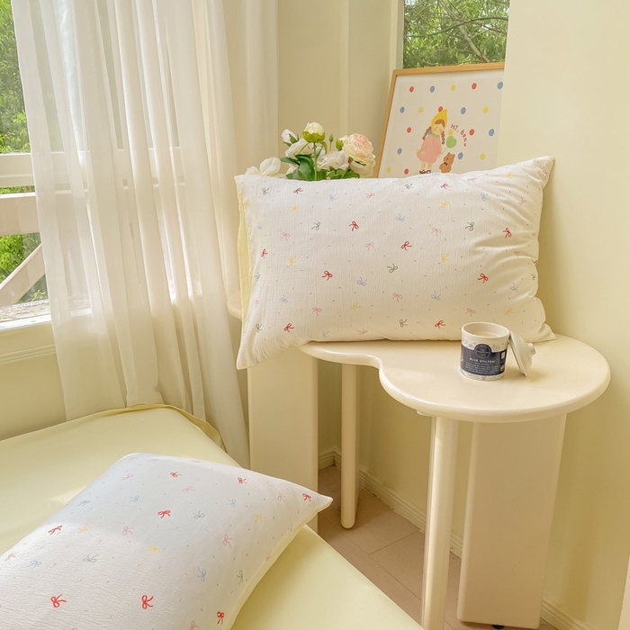 91家纺网 家纺一手货源 找家纺 朵朵家纺 2025新款云感提花双层纱印花单品枕套 奶油蝴蝶结