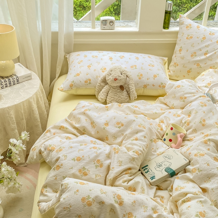 91家纺网 家纺一手货源 找家纺 朵朵家纺 2025新款云感提花双层纱印花单品被套 山花烂漫