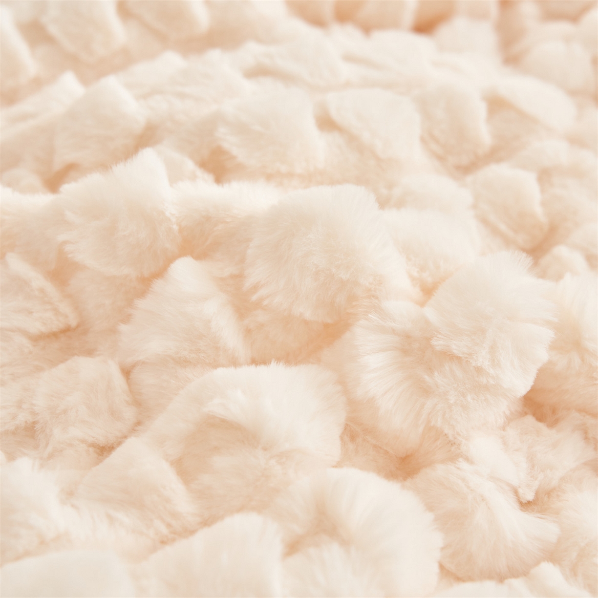 91家纺网 家纺一手货源 找家纺 恒爱家纺 2025新款雪貂绒提花简约四件套 象牙白