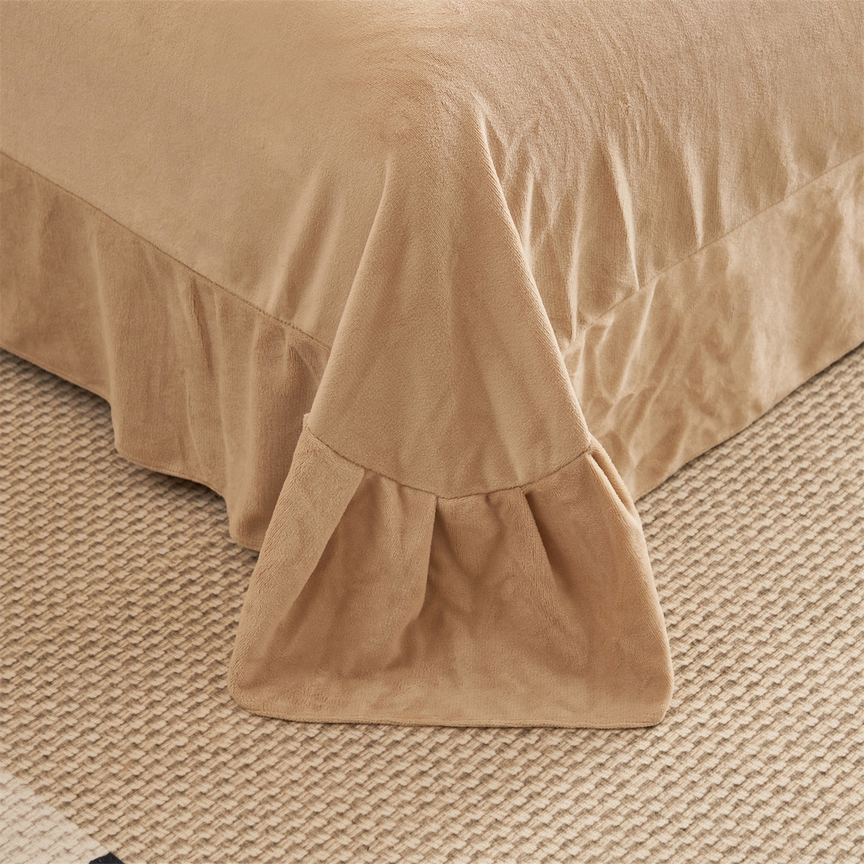 91家纺网 家纺一手货源 找家纺 恒爱家纺 2025新款雪貂绒提花简约四件套 象牙白