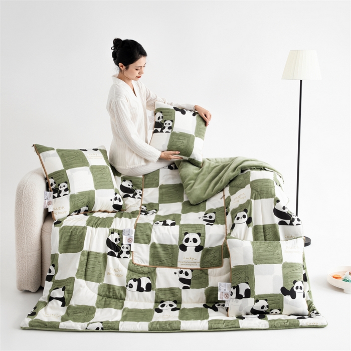 91家纺网 家纺一手货源 找家纺 （总）照世家纺 2025新款A类棉加绒抗菌抱枕被系列 （控价：不能低于以下：小79，中号99，大120，加大140，超大160；低于零售价的链接，一经发现直接投诉下架，感谢大家的支持）