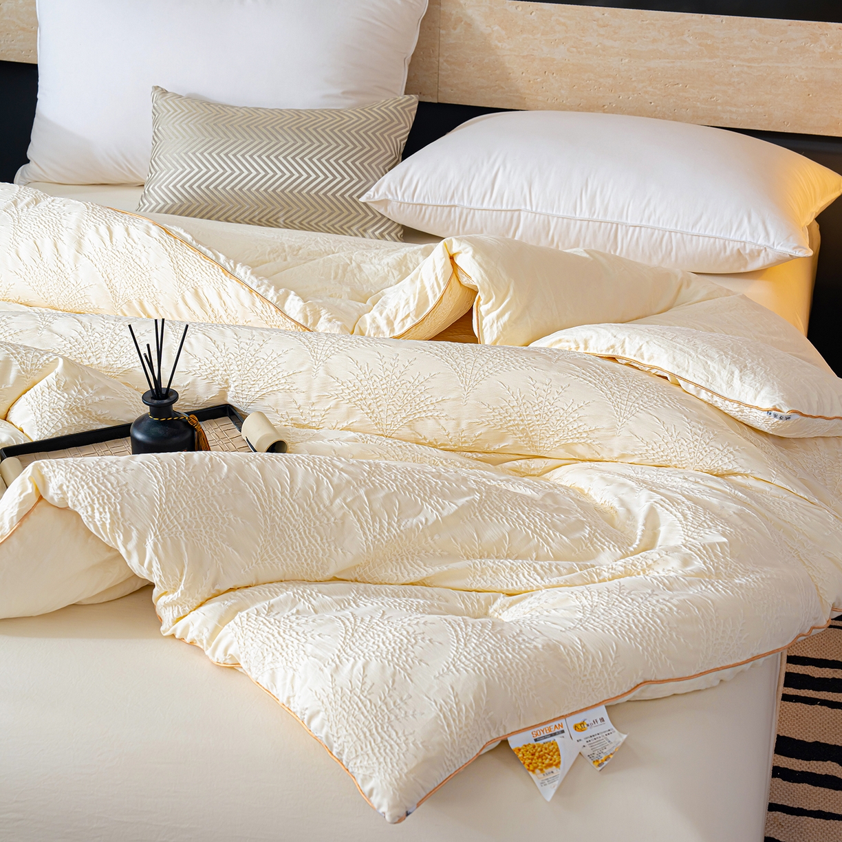 91家纺网 家纺一手货源 找家纺 蓝冰家纺 2025新款发财树提花大豆被被子被芯 发财树-米白色