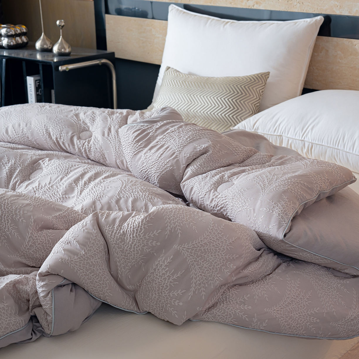 91家纺网 家纺一手货源 找家纺 蓝冰家纺 2025新款发财树提花大豆被被子被芯 发财树-浅灰色