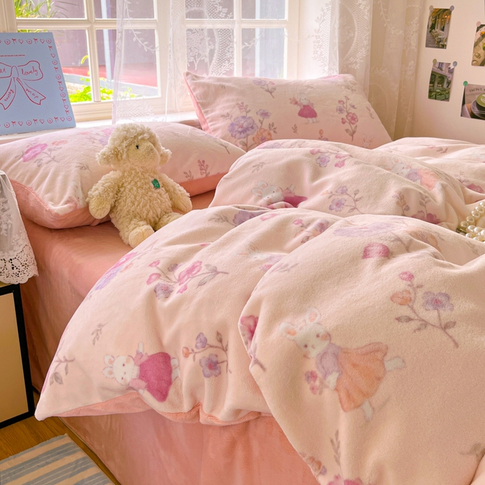 91家纺网 家纺一手货源 找家纺 （总）言一 2025新款A类250G高克重全消光全工艺超柔手感加厚卡通牛奶绒四件套