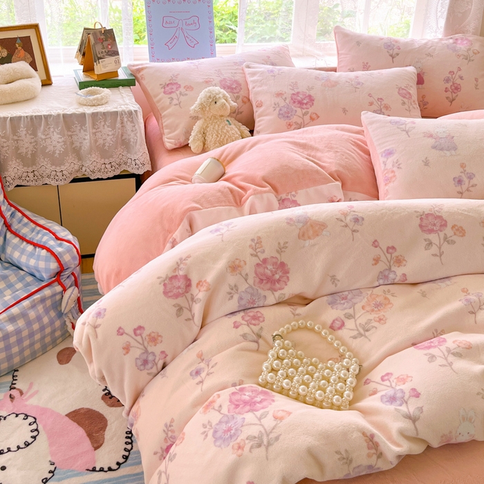 91家纺网 家纺一手货源 找家纺 （总）言一 2025新款A类250G高克重全消光全工艺超柔手感加厚卡通牛奶绒四件套