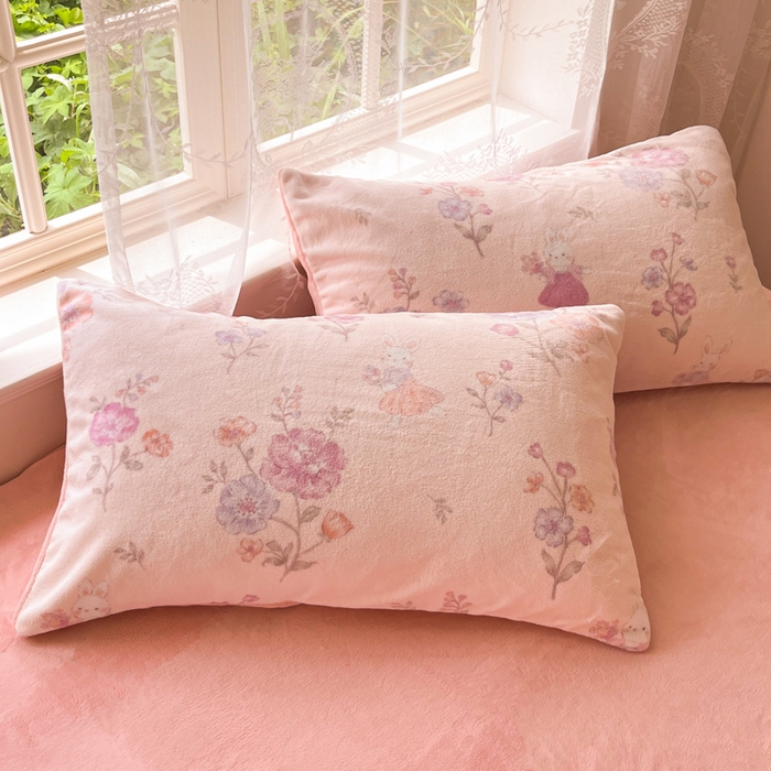 91家纺网 家纺一手货源 找家纺 （总）言一 2025新款A类250G高克重全消光全工艺超柔手感加厚卡通牛奶绒四件套