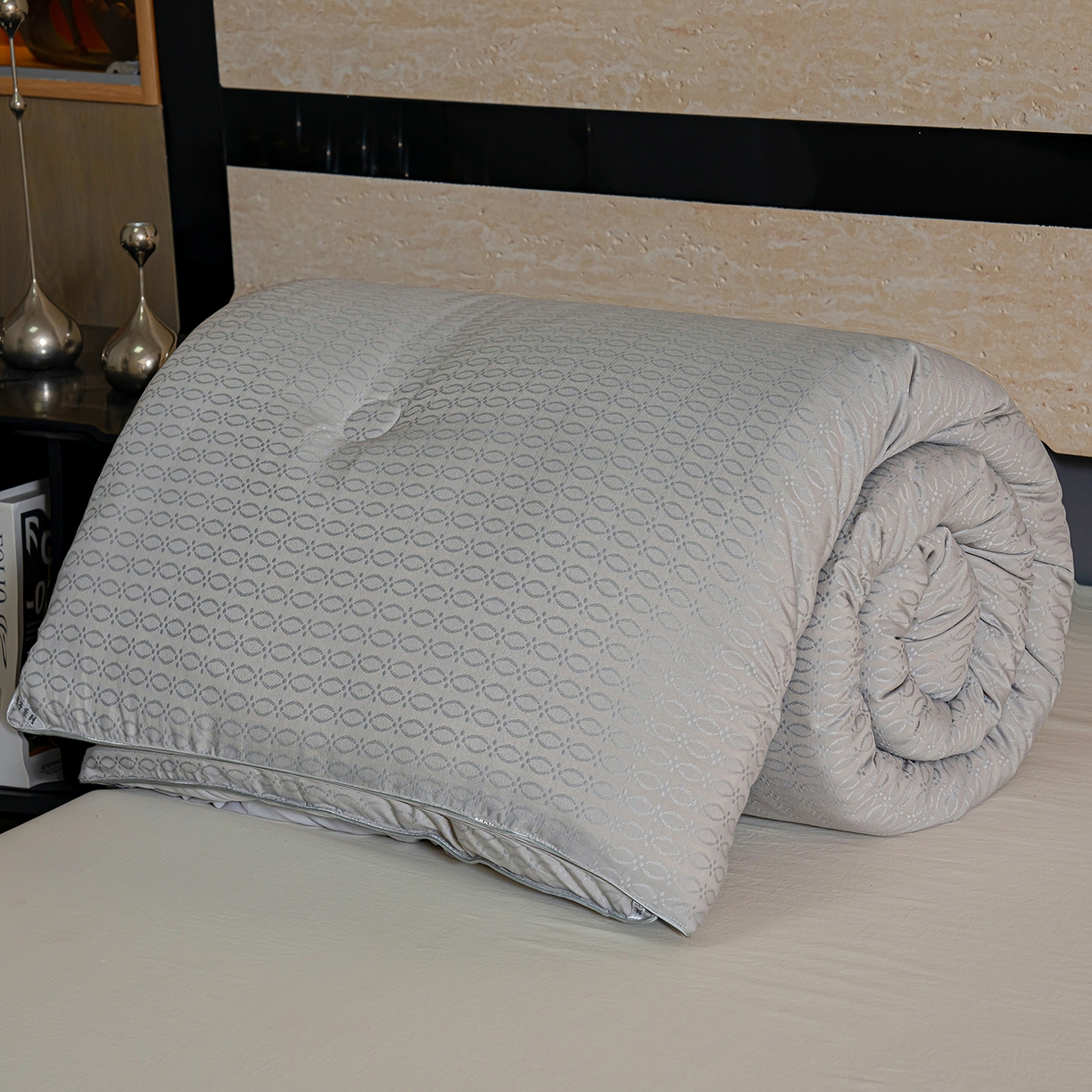 91家纺网 家纺一手货源 找家纺 蓝冰家纺 2025新款发财树提花大豆被被子被芯 提花-古典灰