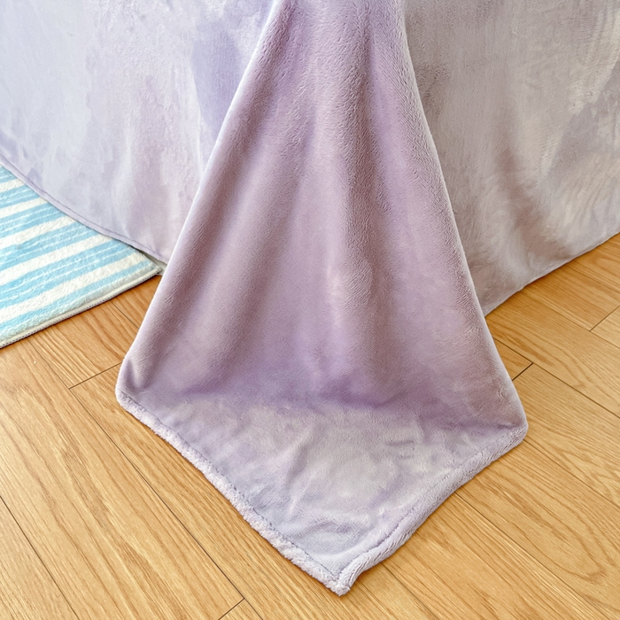 91家纺网 家纺一手货源 找家纺 言一 2025新款A类250G高克重全消光全工艺超柔手感加厚卡通牛奶绒四件套 紫韵花